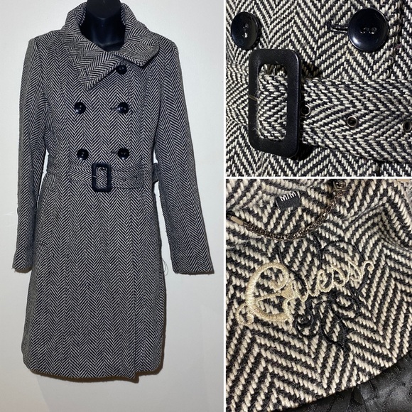 GUESS Fall/Winter Jacket - Picture 1 of 5